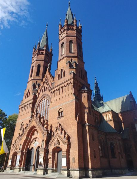 Kościół pw św rodziny Tarnów